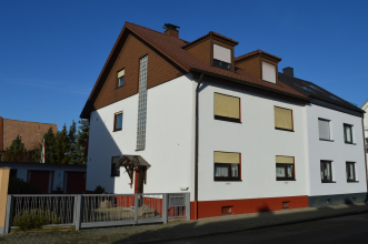 Gepflegtes 3-Familienhaus in KA-Neureut